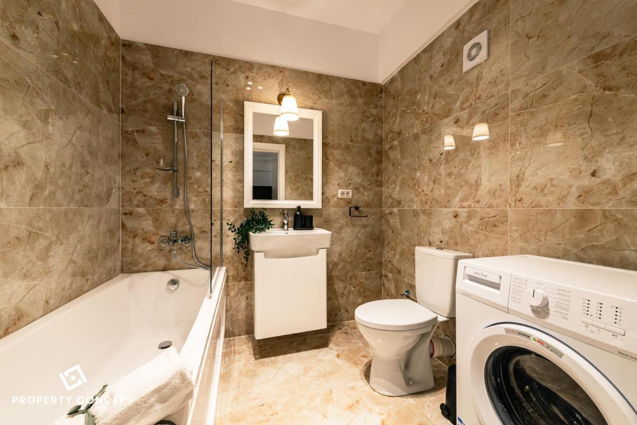 Central Residence Apartment 508 Bukares Bagian luar foto