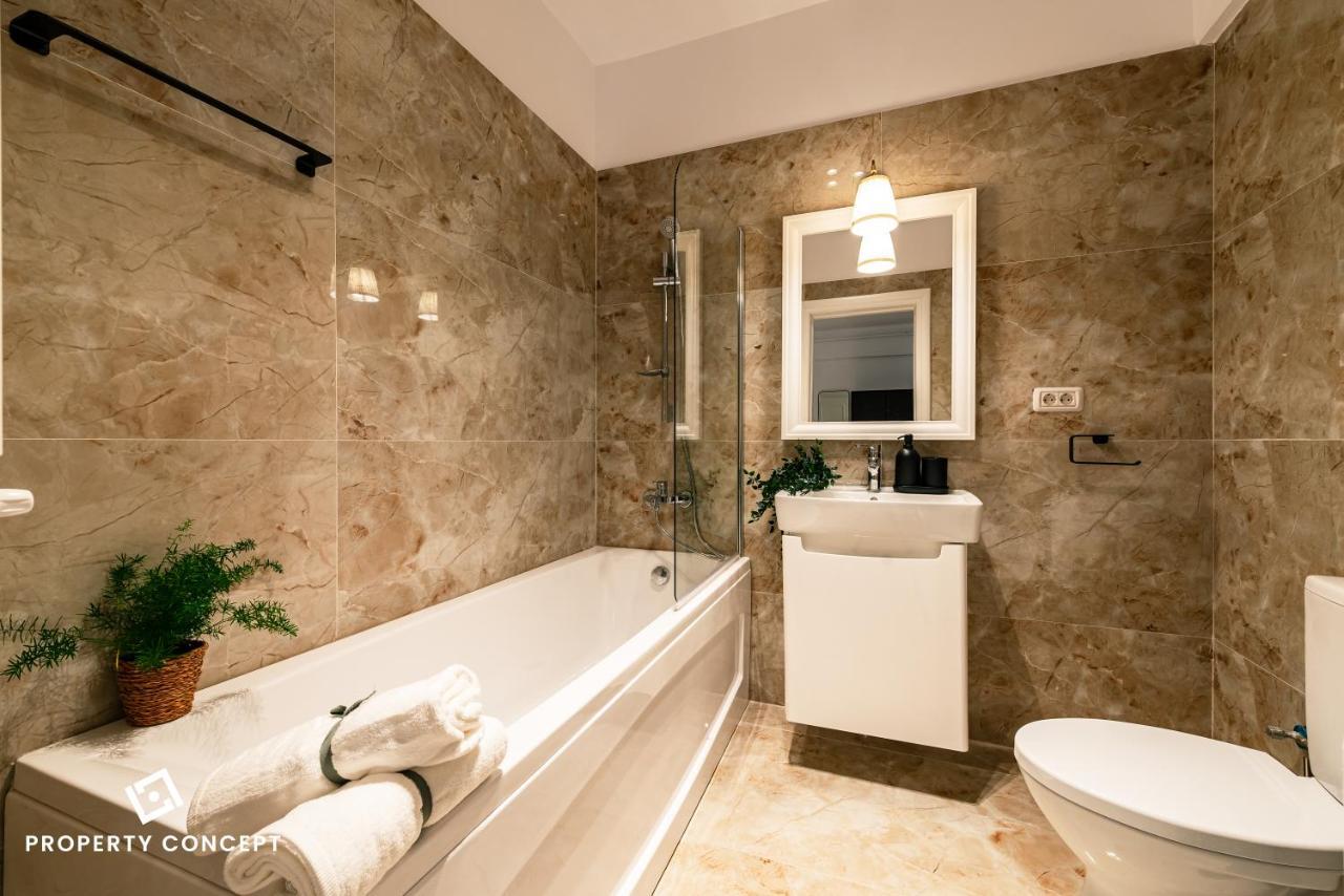 Central Residence Apartment 508 Bukares Bagian luar foto